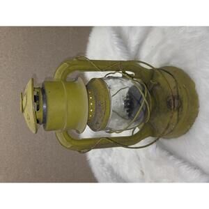 Vintage Dietz Lime Green/Yellow Kerosene Lantern